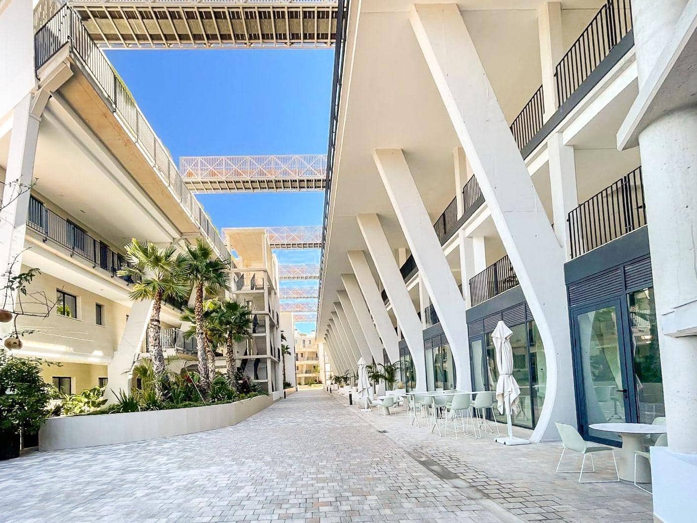 2 soveværelse Lejlighed til salg i Alfaz del Pi / L'Alfas del Pi med swimmingpool garage - € 649.000 (Ref: 9819063)