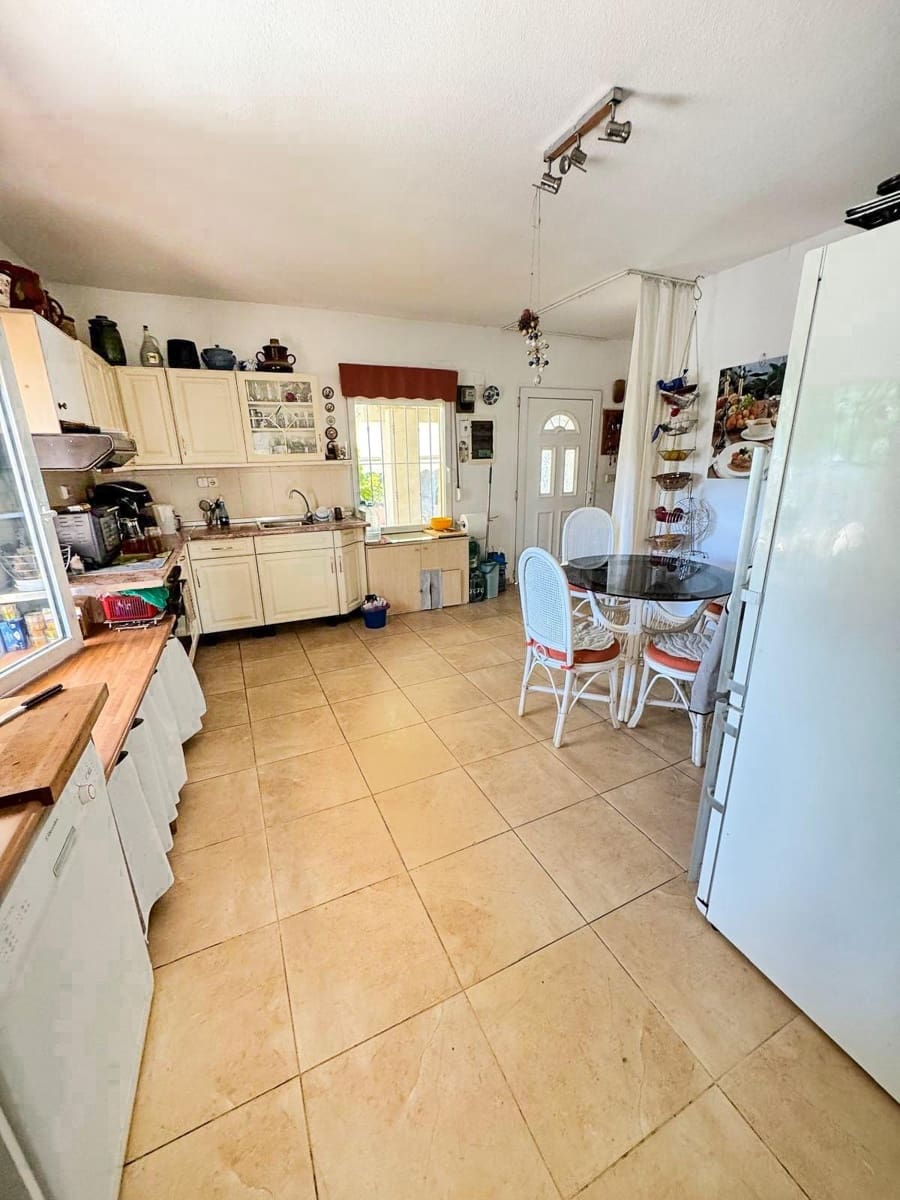 5 sovrum Villa till salu i La Nucia - 475 000 € (Ref: 9819067)