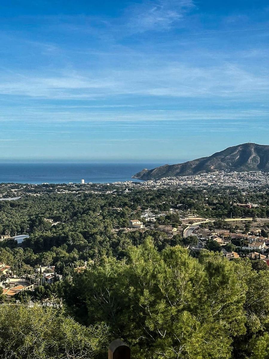 3 soveværelse Villa til salg i Alfaz del Pi / L'Alfas del Pi med swimmingpool garage - € 950.000 (Ref: 9819070)