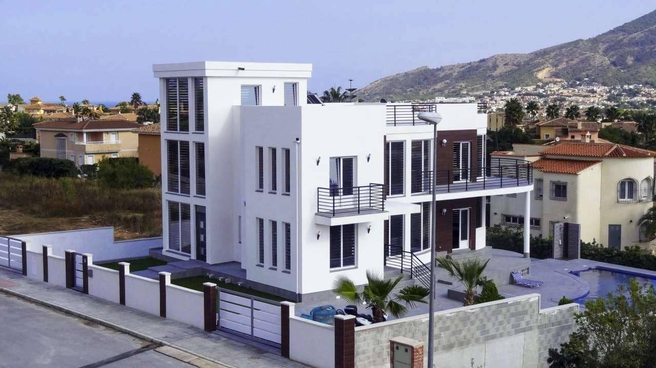 5 slaapkamer Villa te koop in Alfaz del Pi / L'Alfas del Pi met zwembad garage - € 1.250.000 (Ref: 9819072)
