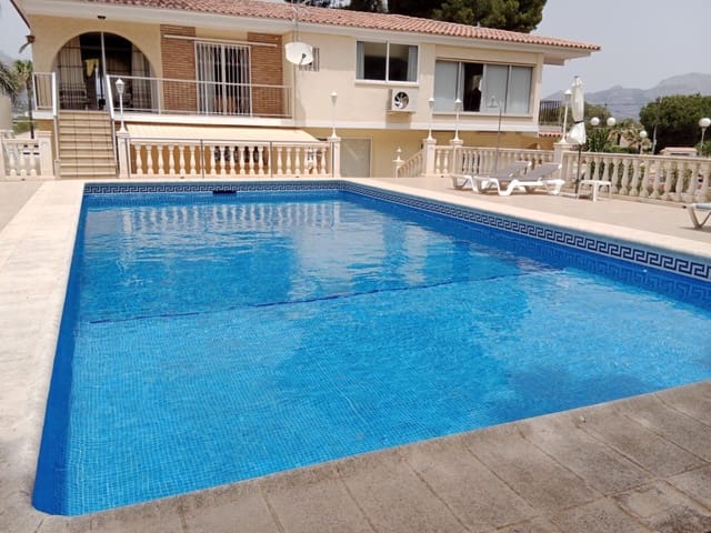 4 soverom Villa til salgs i Alfaz del Pi / L'Alfàs del Pi med svømmebasseng - € 1 350 000 (Ref: 9819074)