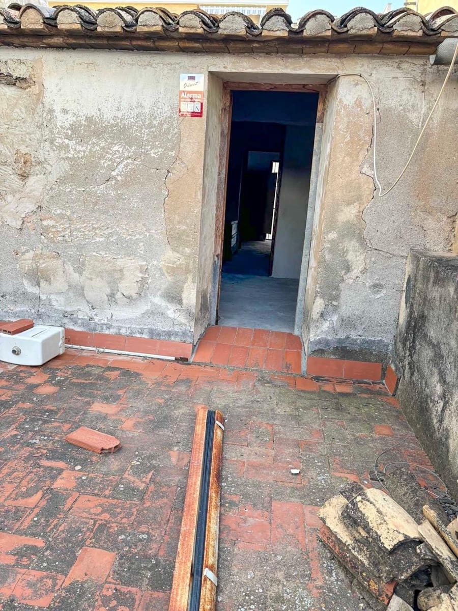 4 soveværelse Villa til salg i Alfaz del Pi / L'Alfas del Pi - € 225.000 (Ref: 9819075)