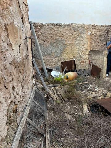 4 soveværelse Villa til salg i Pueblo - Urbanizaciones, Alfaz del Pi / L'Alfàs del Pi - € 225.000 (Ref: 9819075)