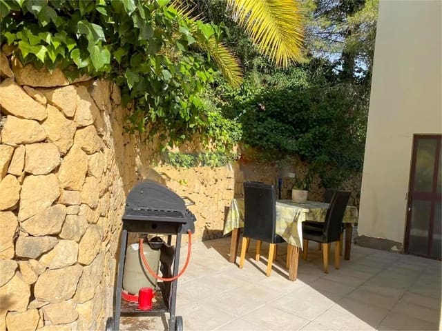 4 soverom Villa til salgs i Altea med svømmebasseng - € 595 000 (Ref: 9819079)