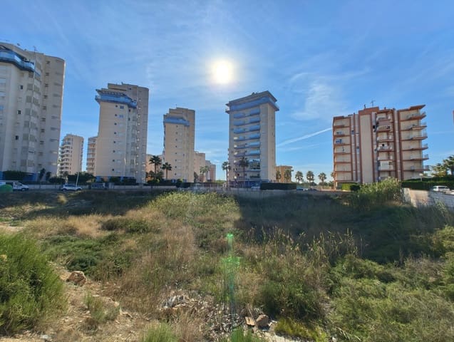 Area Edificabile in vendita in Puerto Deportivo, Guardamar del Segura - 2.400.000 € (Rif: 9819080)