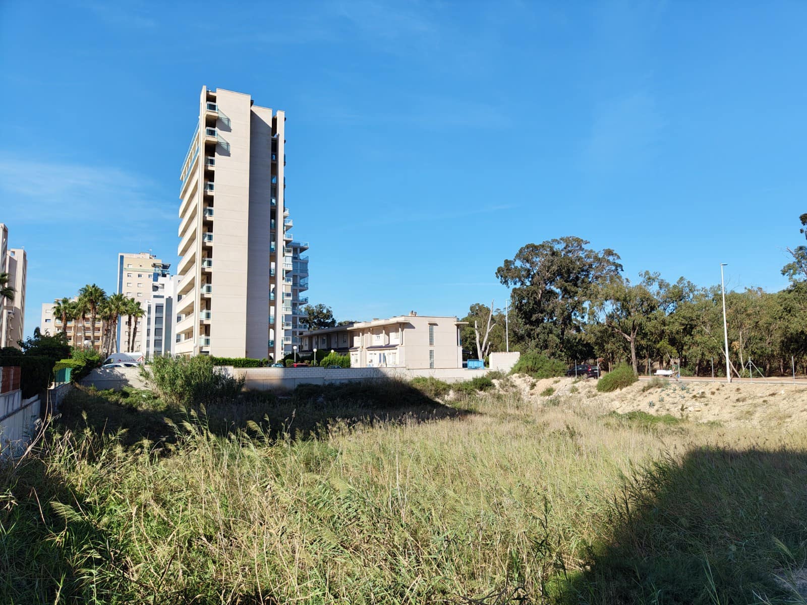 Building Plot for sale in Guardamar del Segura - € 2,400,000 (Ref: 9819080)