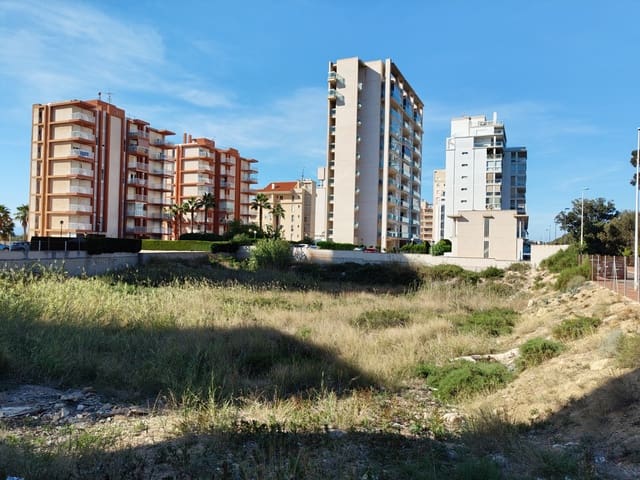 Area Edificabile in vendita in Puerto Deportivo, Guardamar del Segura - 2.400.000 € (Rif: 9819080)