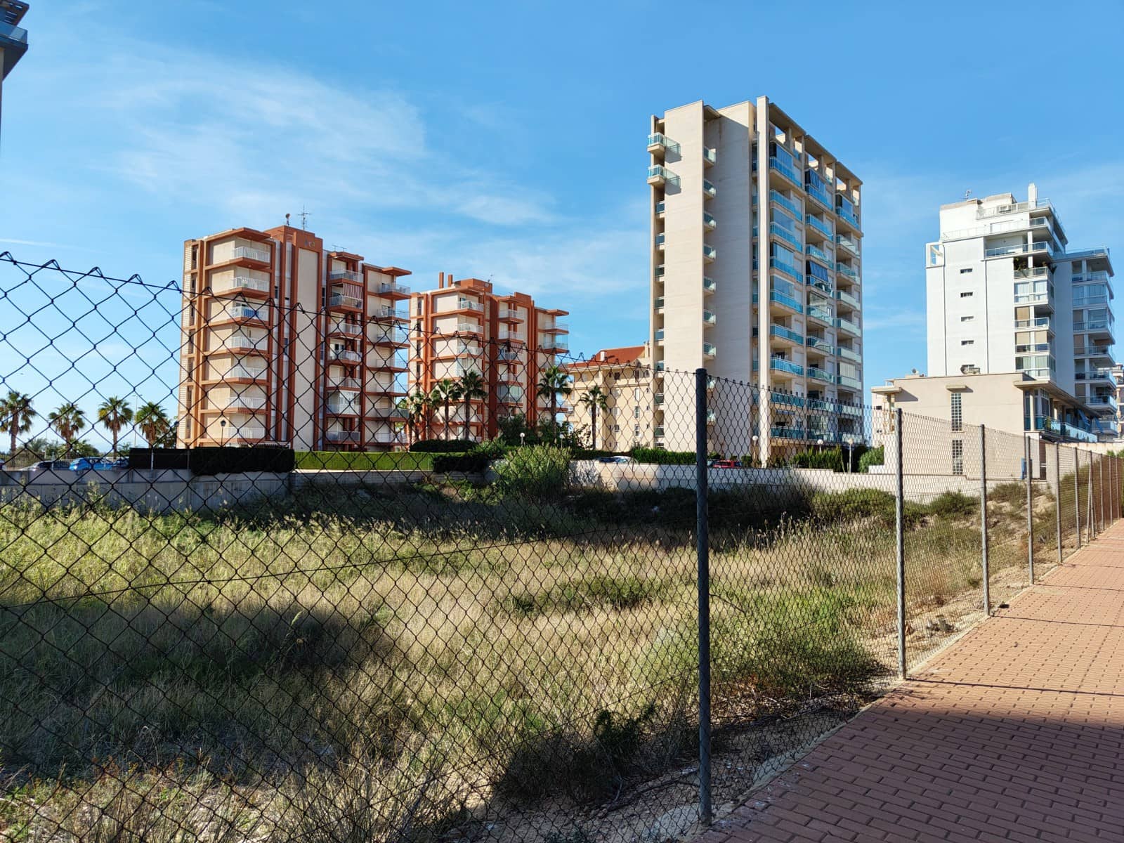Building Plot for sale in Guardamar del Segura - € 2,400,000 (Ref: 9819080)