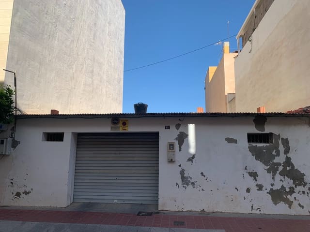 Terrain à Bâtir à vendre à Zona Pueblo, Guardamar del Segura - 220 000 € (Ref: 9819081)