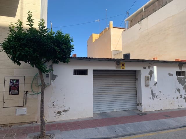 Terrain à Bâtir à vendre à Zona Pueblo, Guardamar del Segura - 220 000 € (Ref: 9819081)