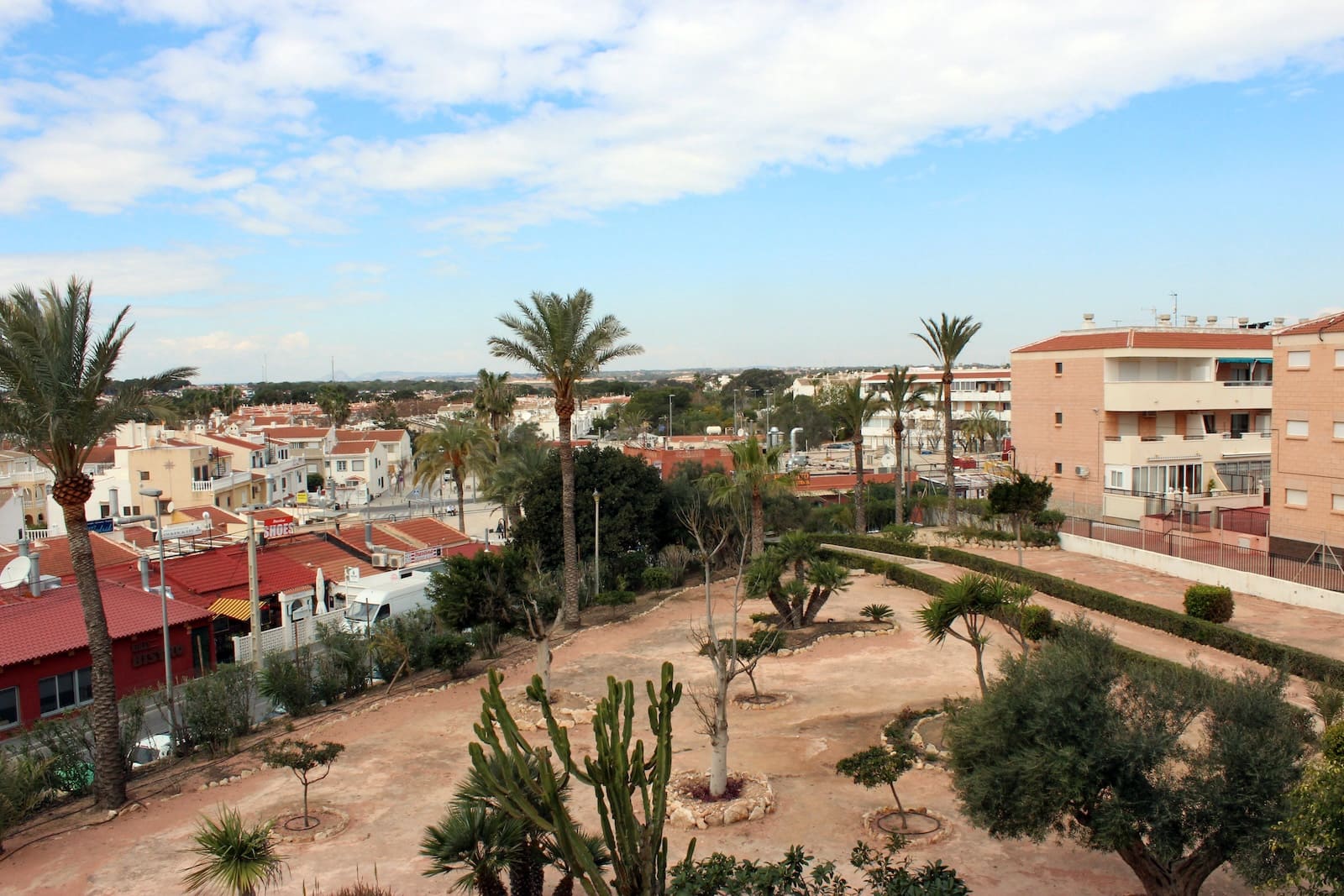 3 quarto Apartamento para venda em Mil Palmeras com piscina - 450 000 € (Ref: 9819412)