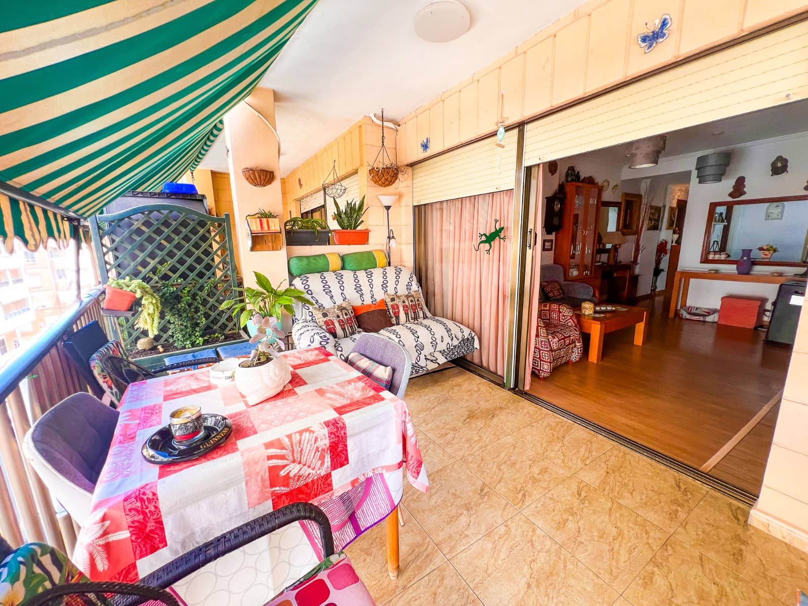 2 soverom Penthouse til salgs i Guardamar del Segura med garasje - € 239 000 (Ref: 9819416)