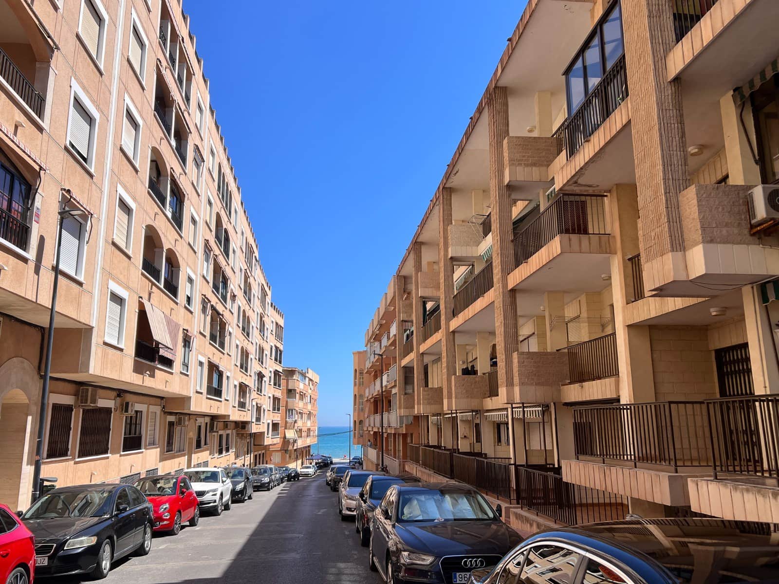 2 soverom Penthouse til salgs i Guardamar del Segura med garasje - € 239 000 (Ref: 9819416)