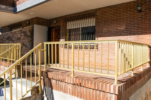 5 sovrum Hus till salu i Torre de la Horadada, Pilar de la Horadada med garage - 360 000 € (Ref: 9819418)