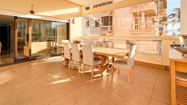 4 soverom Villa til salgs i El Moncayo, Guardamar del Segura med svømmebasseng garasje - € 950 000 (Ref: 9819419)