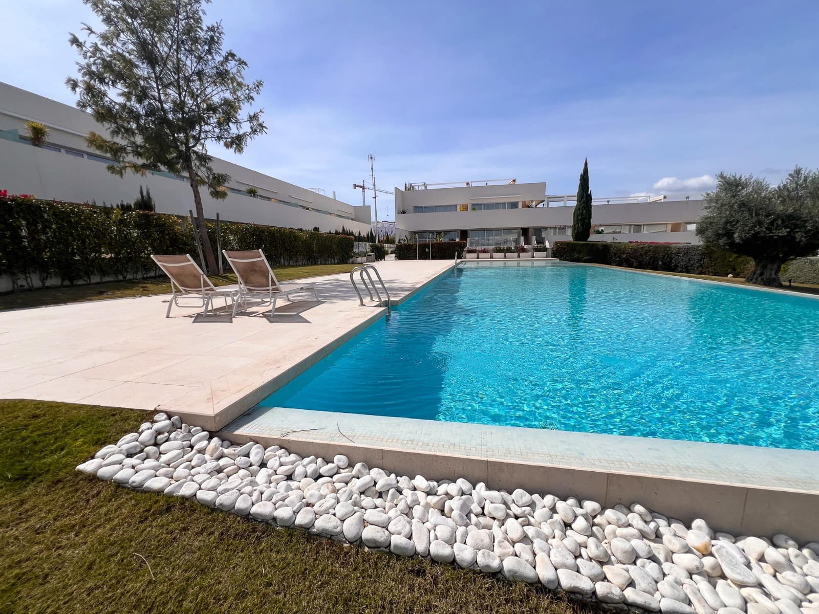 2 soveværelse Lejlighed til salg i Torrevieja med swimmingpool garage - € 310.000 (Ref: 9819421)