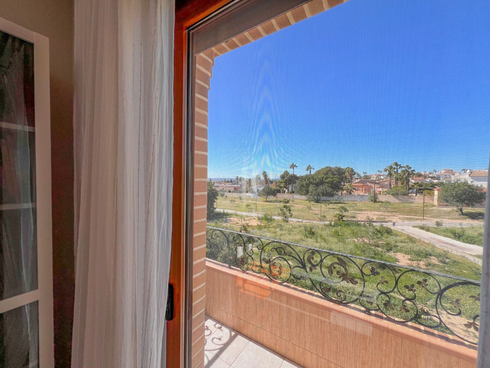 5 bedroom Villa for sale in Ciudad Quesada with pool garage - € 630,000 (Ref: 9819426)