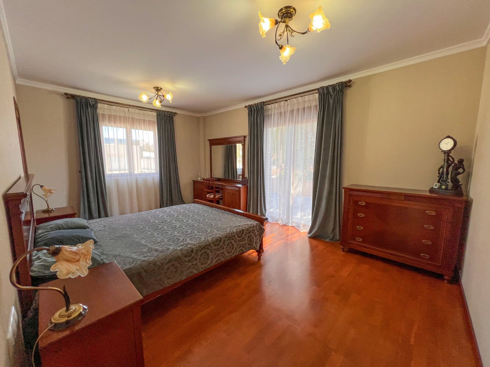 5 bedroom Villa for sale in Ciudad Quesada with pool garage - € 630,000 (Ref: 9819426)