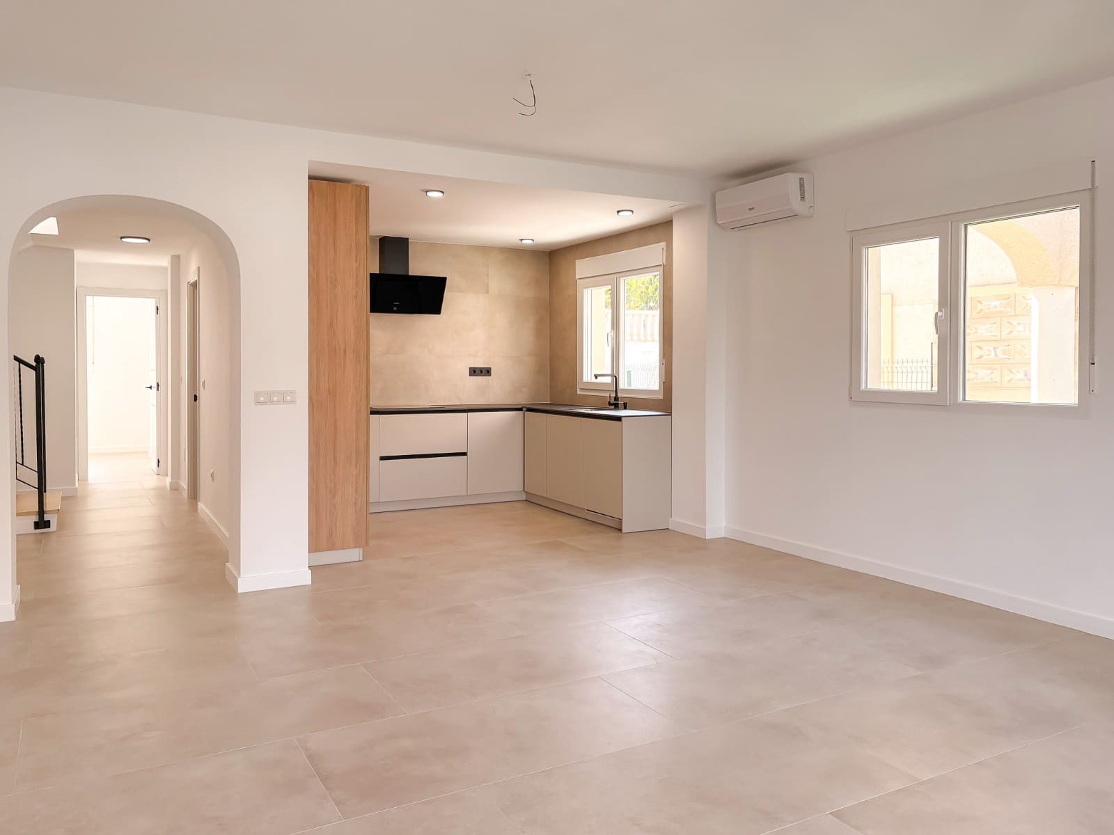 3 Zimmer Haus zu verkaufen in El Campello mit Garage - 550.000 € (Ref: 9819427)