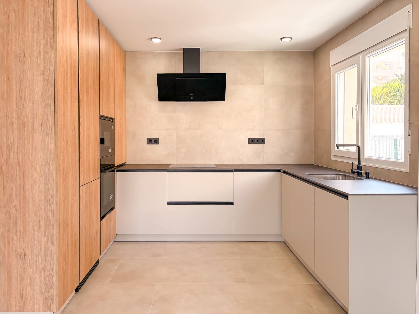 3 Zimmer Haus zu verkaufen in El Campello mit Garage - 550.000 € (Ref: 9819427)