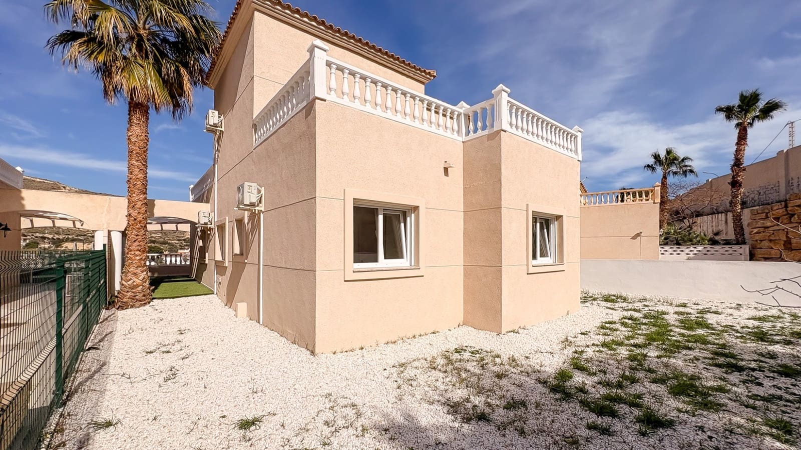 3 Zimmer Haus zu verkaufen in El Campello mit Garage - 550.000 € (Ref: 9819427)