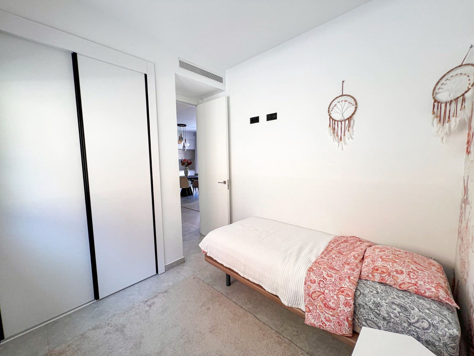 3 chambre Appartement à vendre à Guardamar del Segura avec piscine garage - 399 000 € (Ref: 9819428)