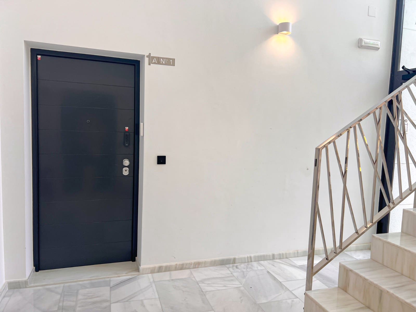 3 chambre Appartement à vendre à Guardamar del Segura avec piscine garage - 399 000 € (Ref: 9819428)