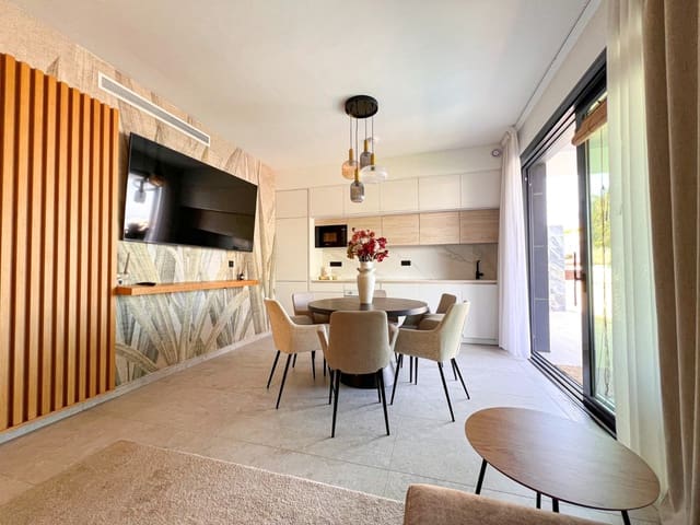 3 chambre Appartement à vendre à Los Secanos, Guardamar del Segura avec piscine garage - 399 000 € (Ref: 9819428)