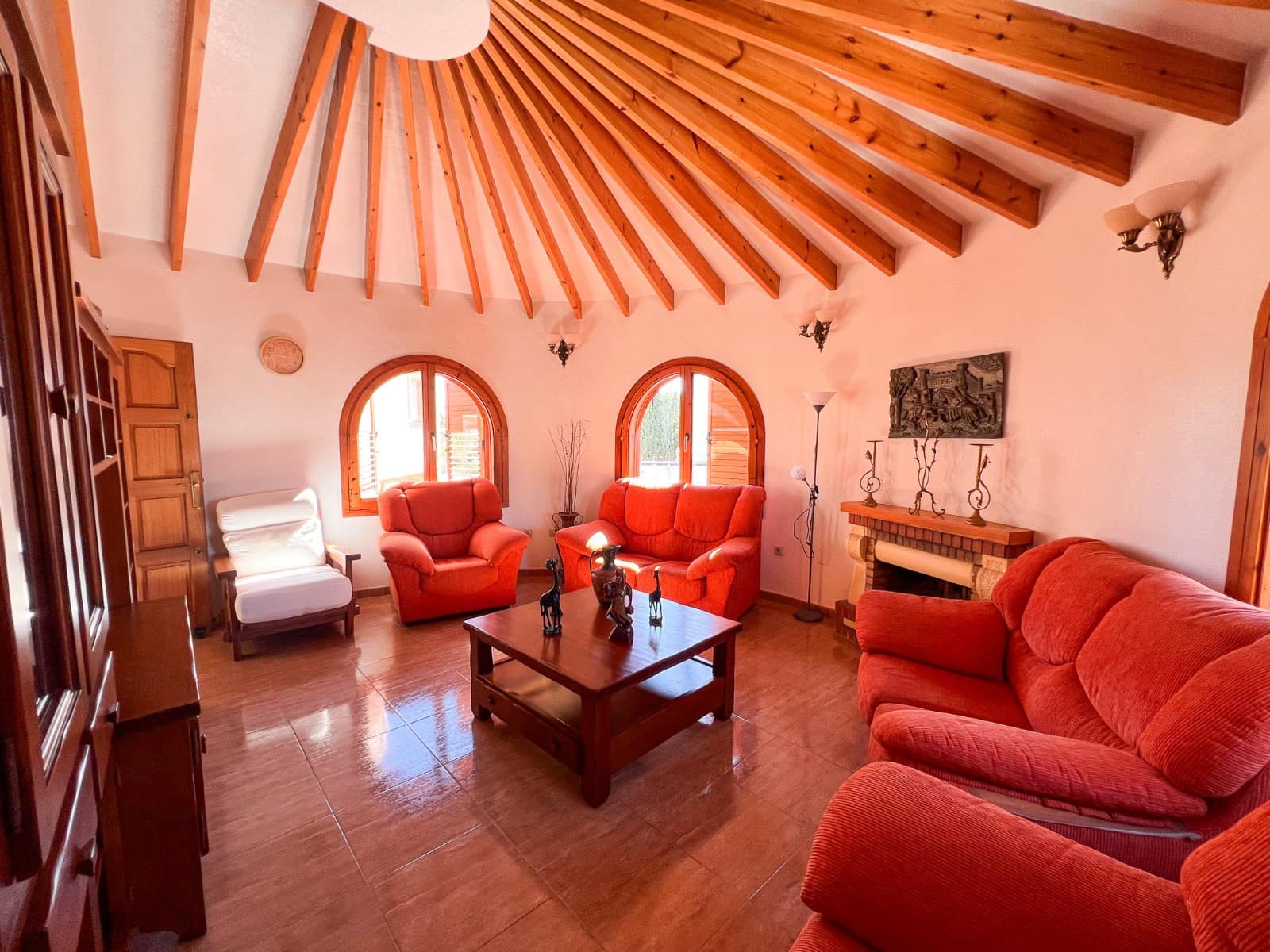 6 bedroom Townhouse for sale in Torrevieja with pool - € 480,000 (Ref: 9819429)