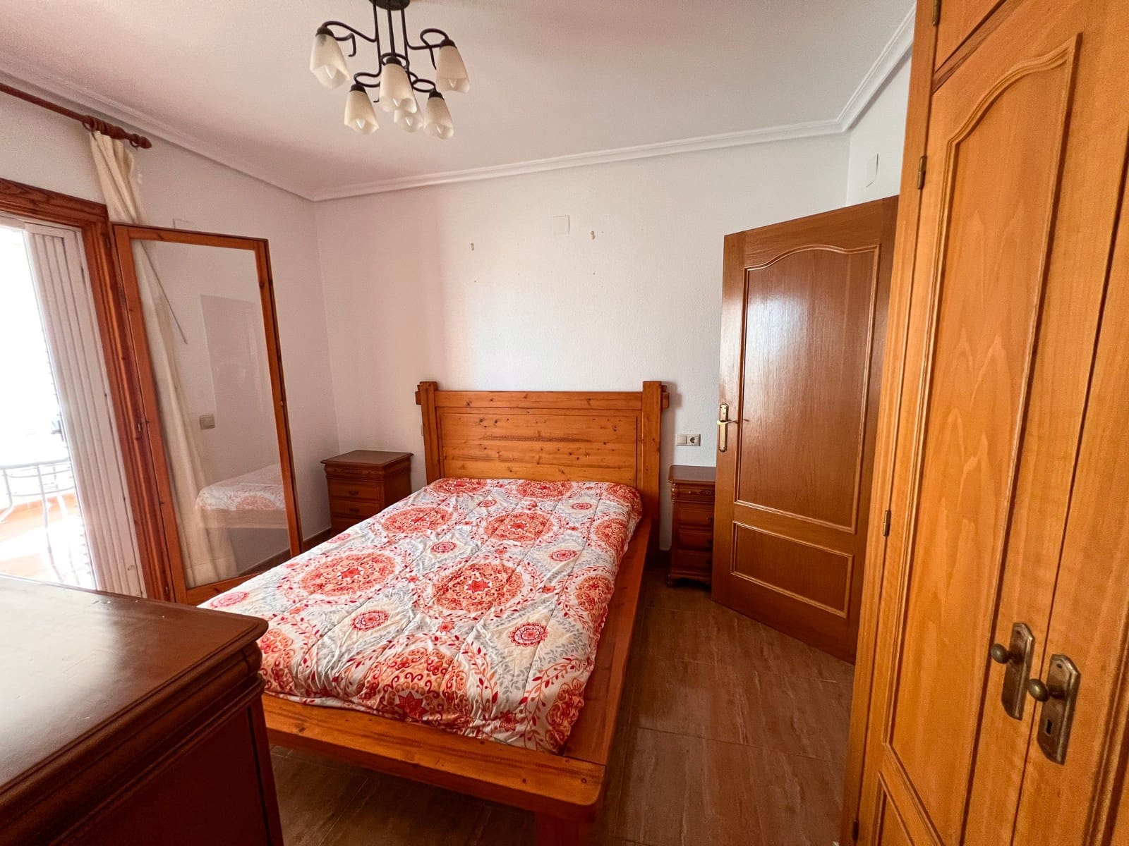 6 bedroom Townhouse for sale in Torrevieja with pool - € 480,000 (Ref: 9819429)