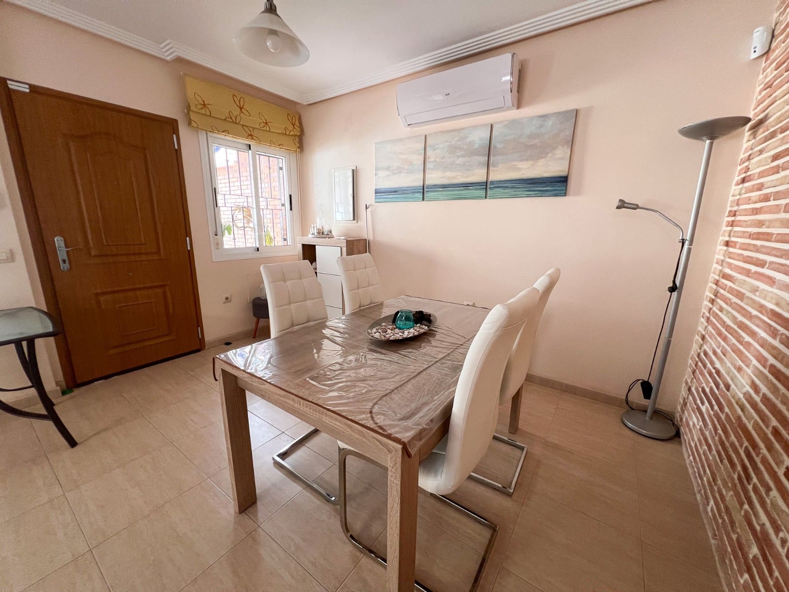 3 soveværelse Byhus til salg i Pilar de la Horadada med swimmingpool - € 369.000 (Ref: 9819432)