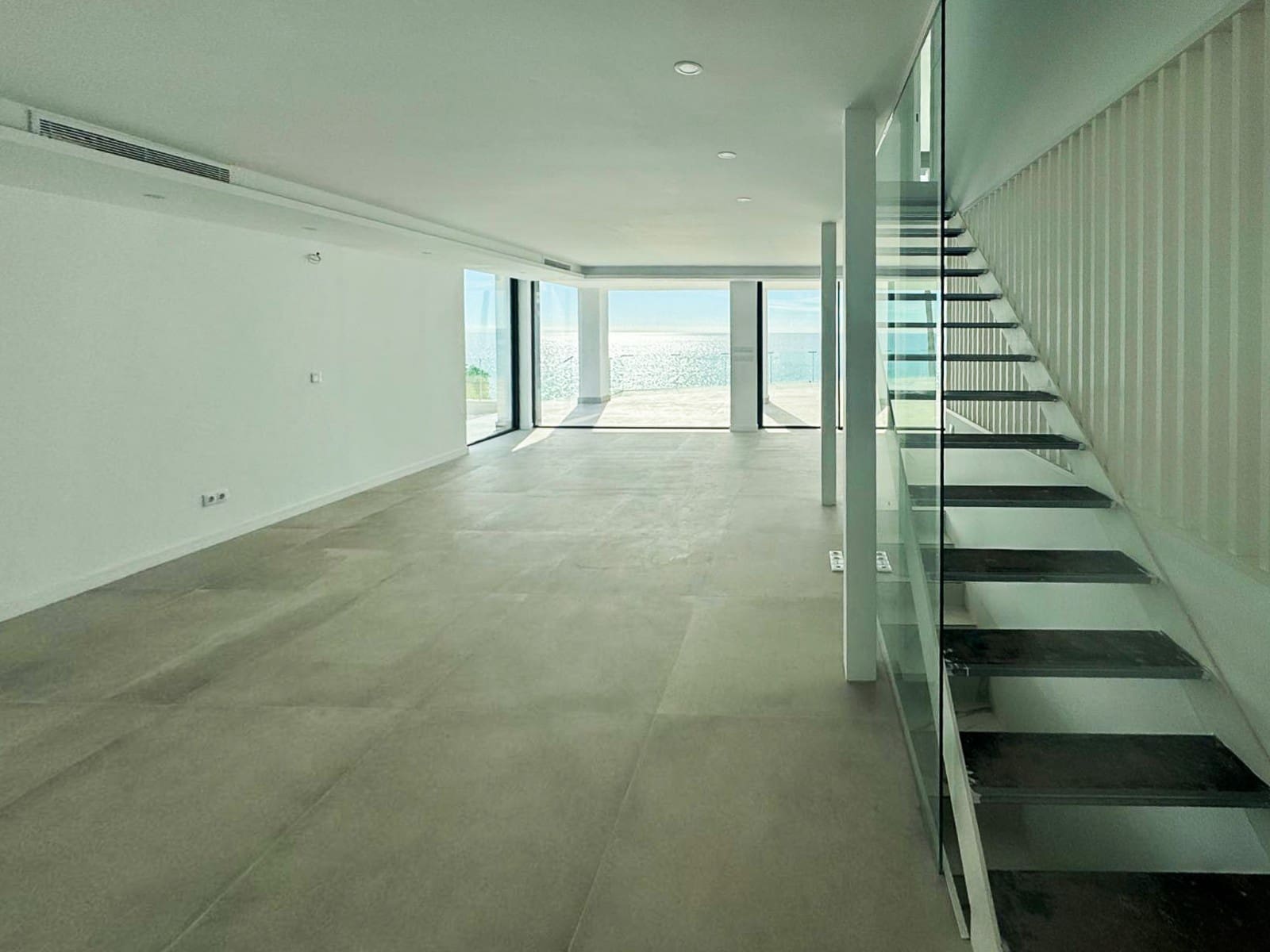 5 chambre Villa/Maison à vendre à El Campello avec piscine garage - 2 700 000 € (Ref: 9819435)