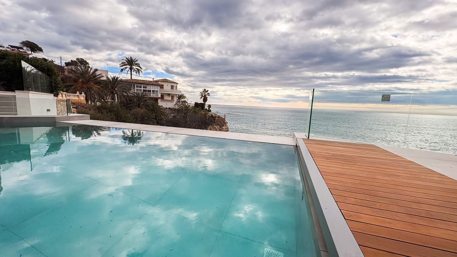 5 chambre Villa/Maison à vendre à El Campello avec piscine garage - 2 700 000 € (Ref: 9819435)