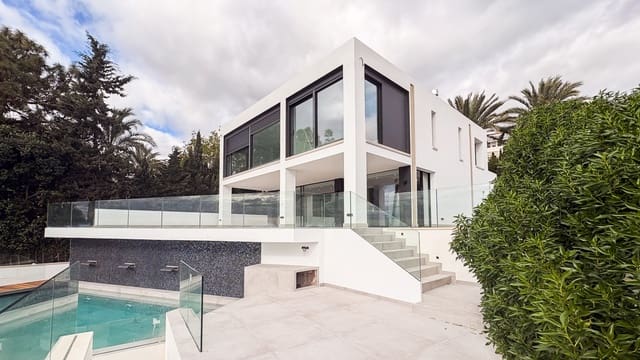 5 soverom Villa til salgs i Coveta Fuma, El Campello med svømmebasseng garasje - € 2 700 000 (Ref: 9819435)