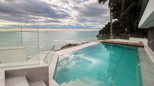 5 soverom Villa til salgs i Coveta Fuma, El Campello med svømmebasseng garasje - € 2 700 000 (Ref: 9819435)