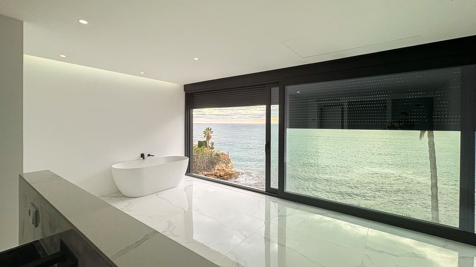 5 chambre Villa/Maison à vendre à El Campello avec piscine garage - 2 700 000 € (Ref: 9819435)