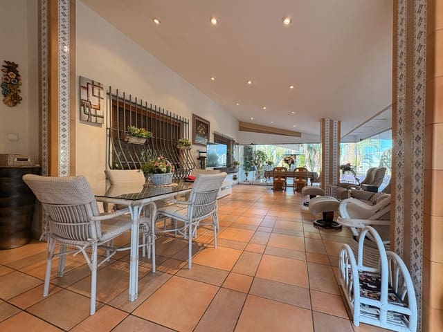7 sovrum Finca/Hus på landet till salu i Perleta - Maitino, Elche / Elx med pool garage - 950 000 € (Ref: 9819438)