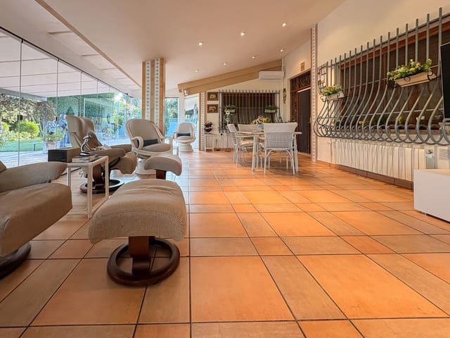 7 sovrum Finca/Hus på landet till salu i Perleta - Maitino, Elche / Elx med pool garage - 950 000 € (Ref: 9819438)