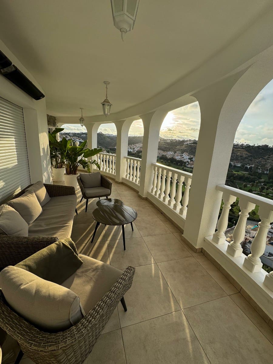 8 chambre Villa/Maison à vendre à Ciudad Quesada avec piscine garage - 1 499 999 € (Ref: 9819440)