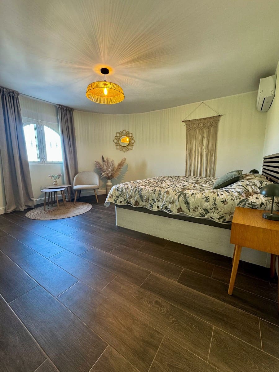 8 chambre Villa/Maison à vendre à Ciudad Quesada avec piscine garage - 1 499 999 € (Ref: 9819440)