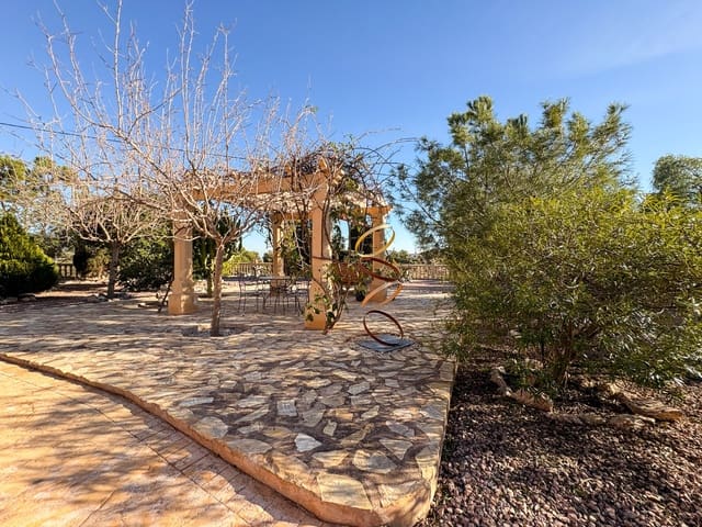 5 sovrum Finca/Hus på landet till salu i Crevillente / Crevillent med pool garage - 422 000 € (Ref: 9819441)