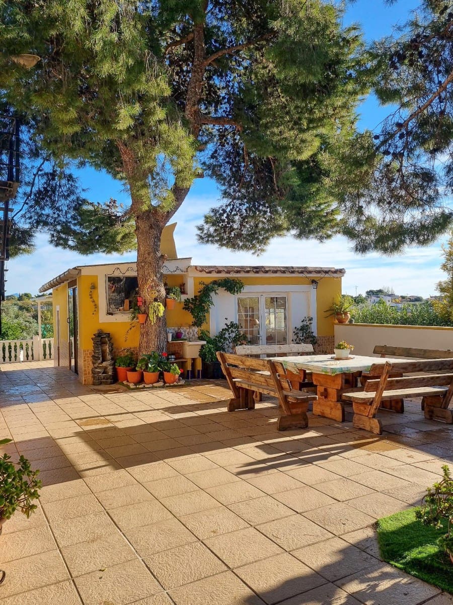 6 soveværelse Finca/Landehus til salg i Alicante by med swimmingpool garage - € 659.500 (Ref: 9819442)