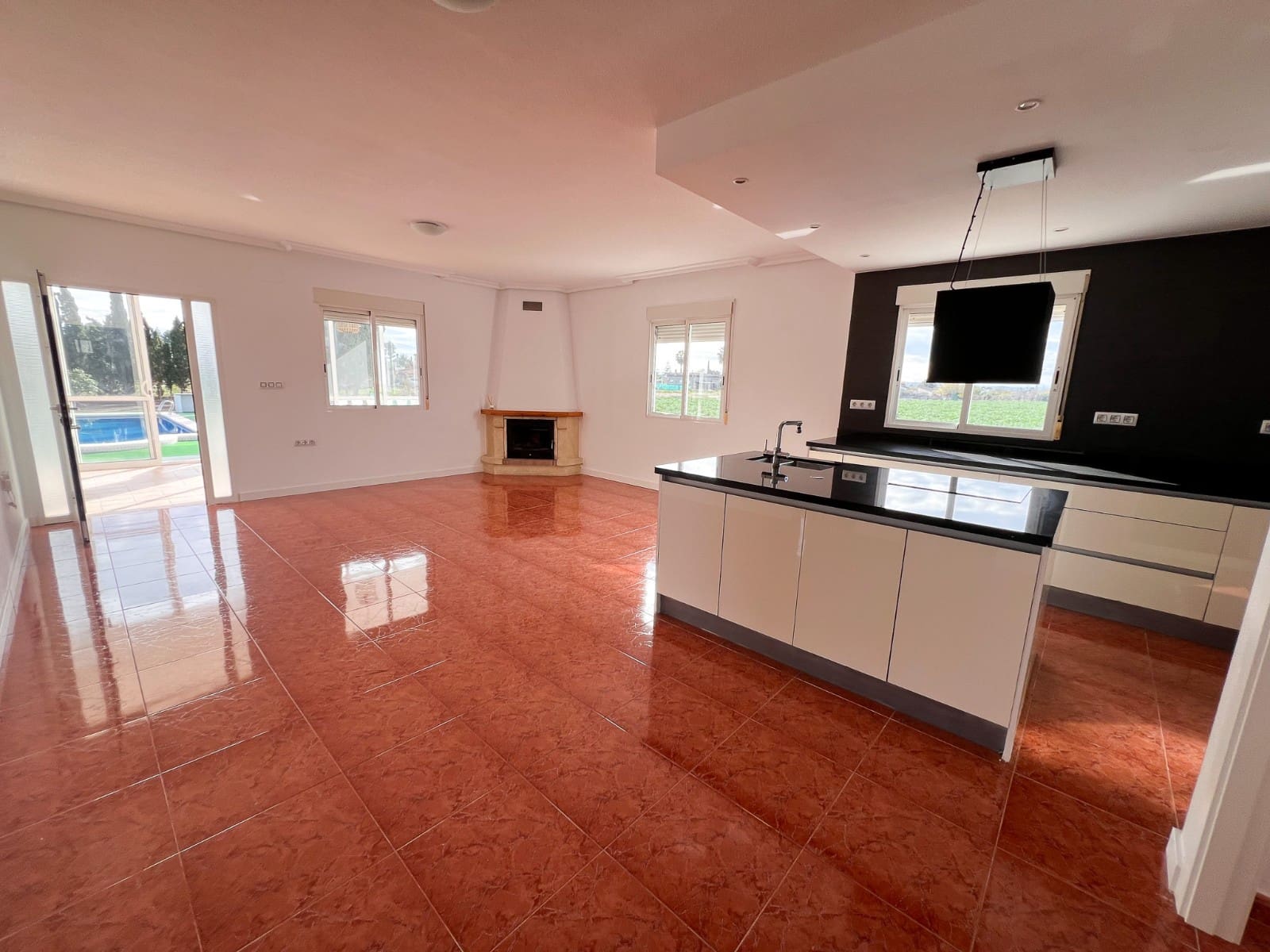 4 soverom Villa til salgs i Dolores med svømmebasseng garasje - € 529 000 (Ref: 9819445)