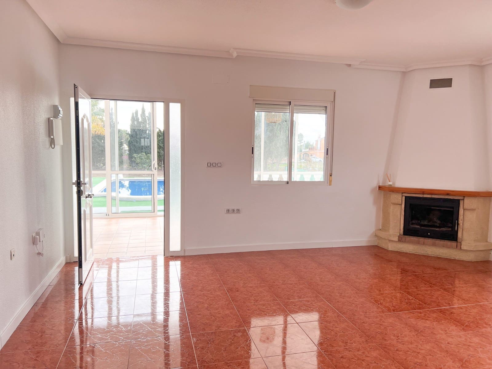 4 soverom Villa til salgs i Dolores med svømmebasseng garasje - € 529 000 (Ref: 9819445)