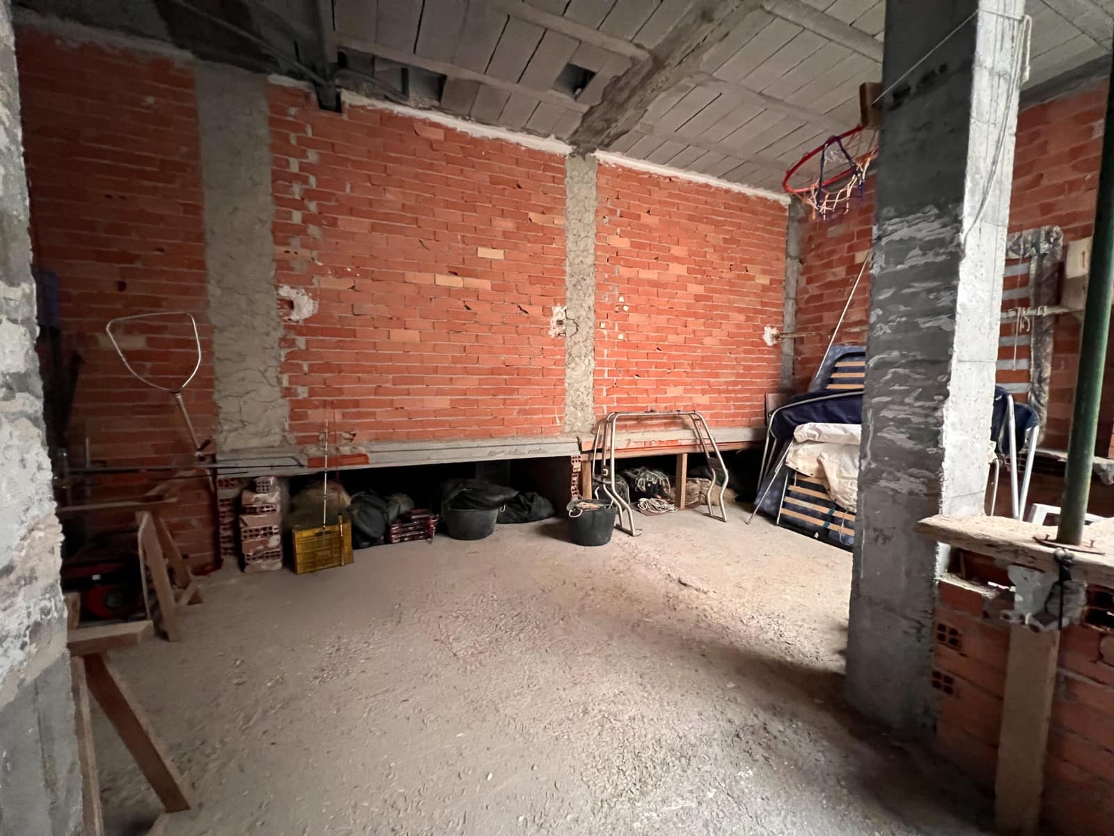 Commerciale in vendita in Guardamar del Segura - 190.000 € (Rif: 9819446)