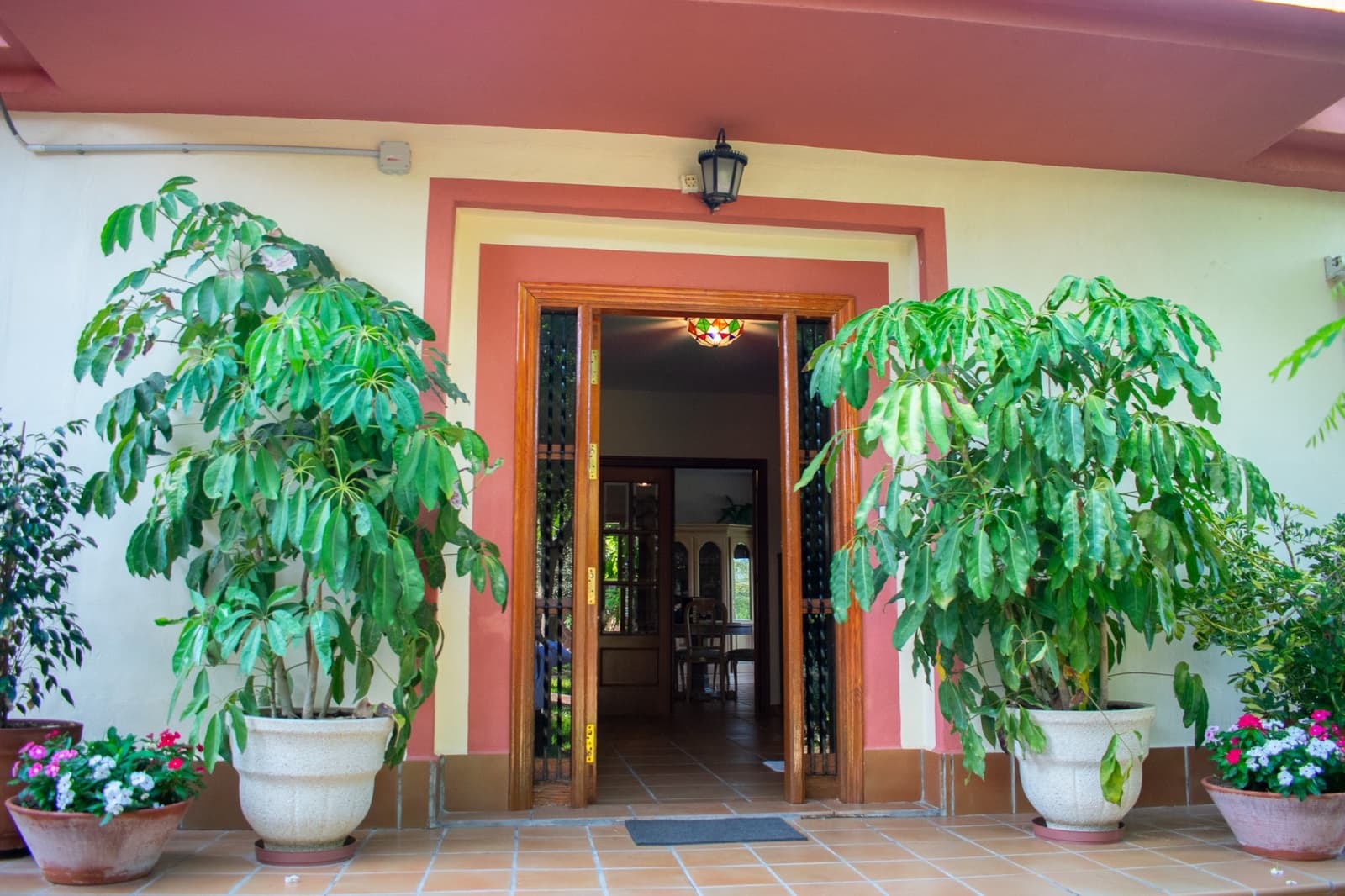 5 bedroom Villa for sale in Las Torres de Cotillas with pool garage - € 525,000 (Ref: 9819459)