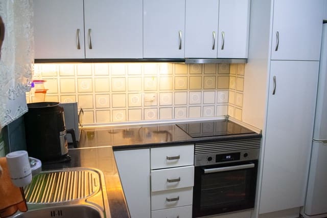 4 quarto Apartamento para venda em Antonio Machado, Torrevieja - 200 000 € (Ref: 9819462)