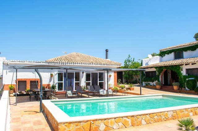8 soveværelse Villa til salg i Onil med swimmingpool - € 2.000.000 (Ref: 9819467)