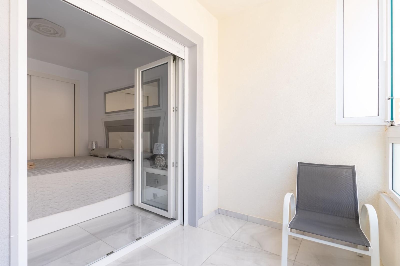 4 soverom Villa til salgs i Torrevieja med svømmebasseng - € 529 000 (Ref: 9819472)