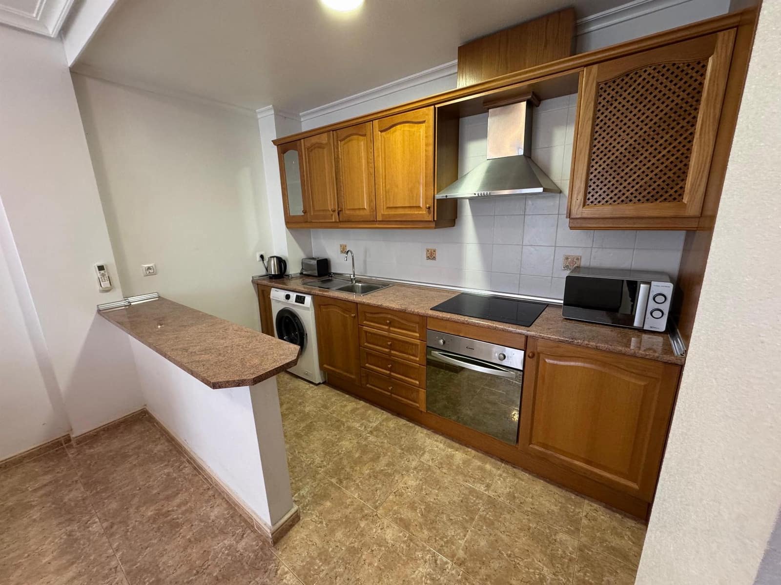2 slaapkamer Appartement te koop in Orihuela Costa met zwembad garage - € 185.000 (Ref: 9819476)